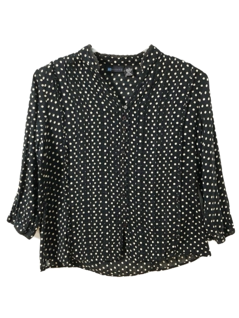 Relativity 3/4 Sleeved Cotton Polka Dot Button Up Blouse Pin Tuck Front ⬛️⬜️